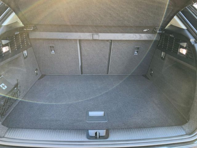 Q2 35 TFSI ADVANCED LED+AHK+KAMERA+MMI NAVI+VCP+