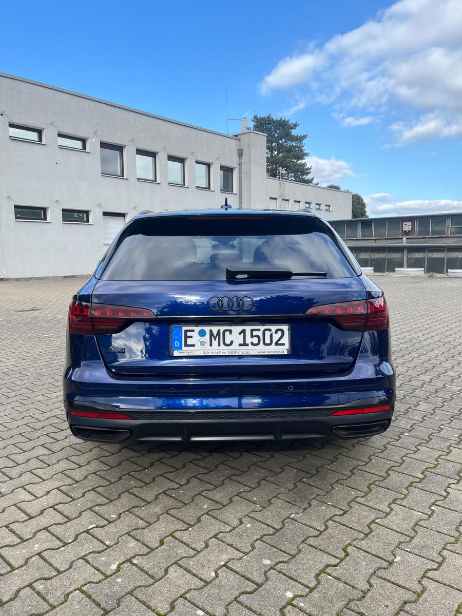 Audi A4 30 TDI S tronic 2x S-Line Blackedition Avant 