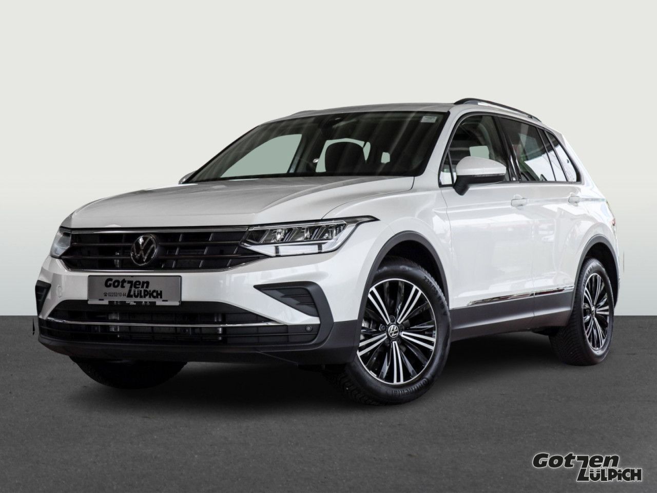 Fahrzeugabbildung Volkswagen Tiguan Life 1,5TSI DSG Navi LED Winterpaket