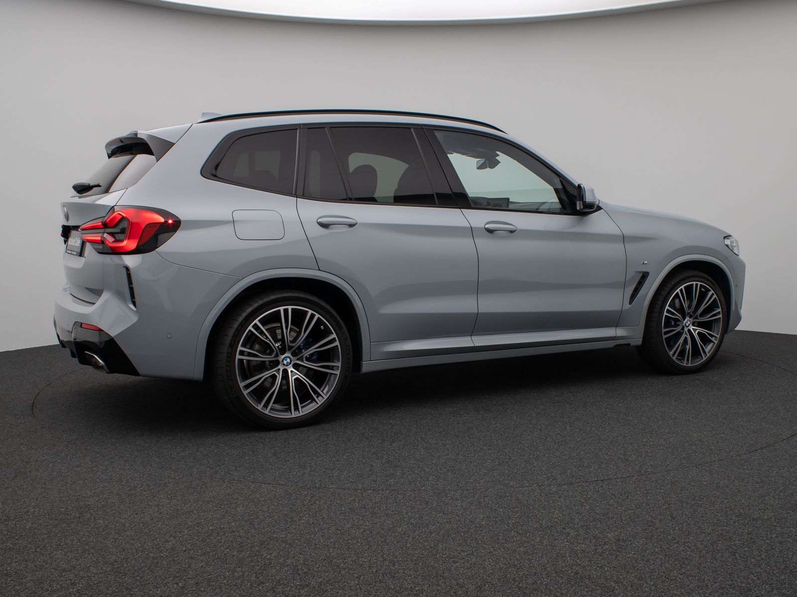 Fahrzeugabbildung BMW X3 xD30d M Sport Panorama Laser 360°HUD DAB HiFi