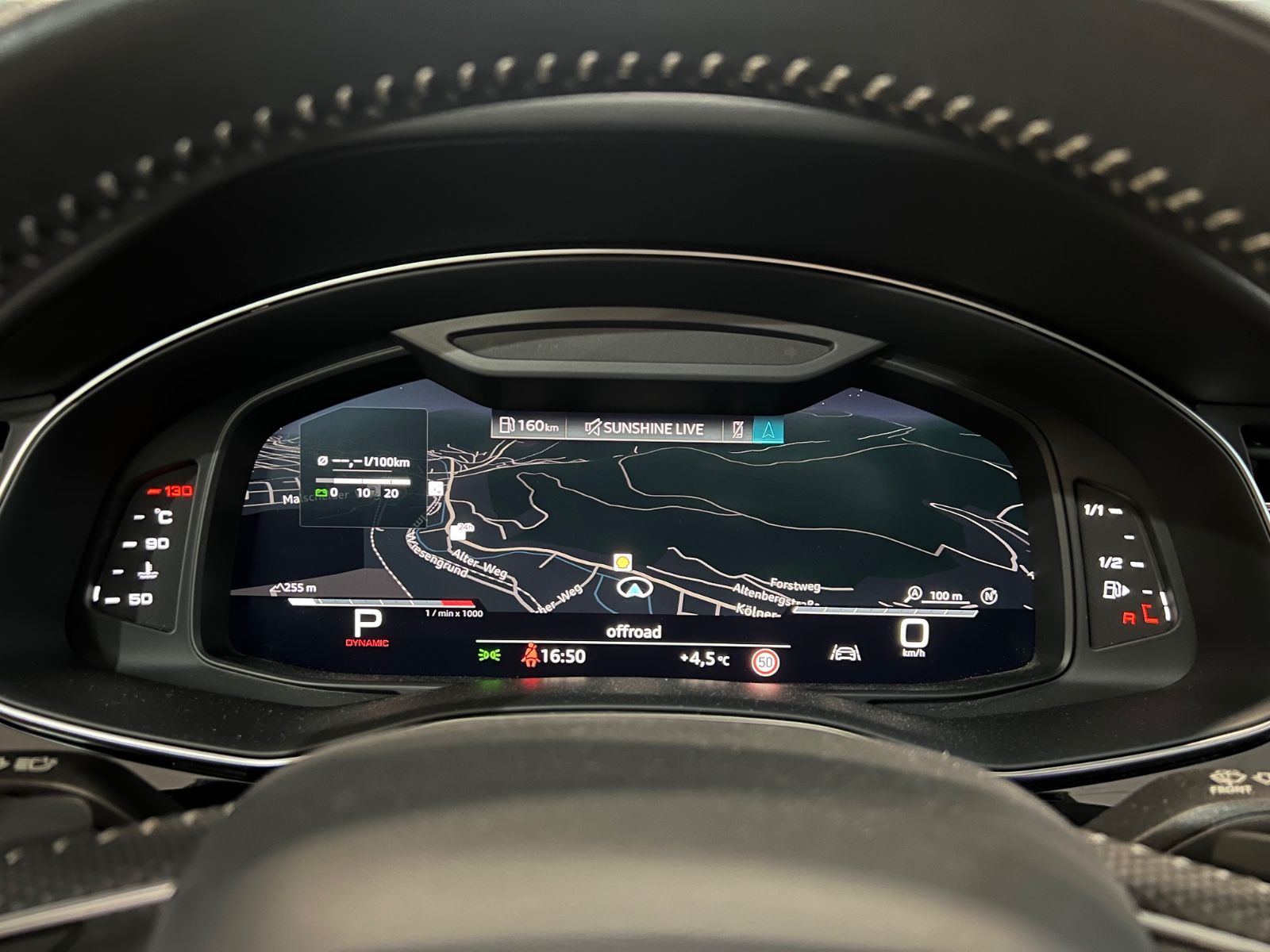 Fahrzeugabbildung Audi SQ7 4.0 TDI quattro*Head-Up * 7.SITZER*