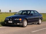BMW 318is sedan - gebrauchte BMW 318 aus dem Jahr 1996