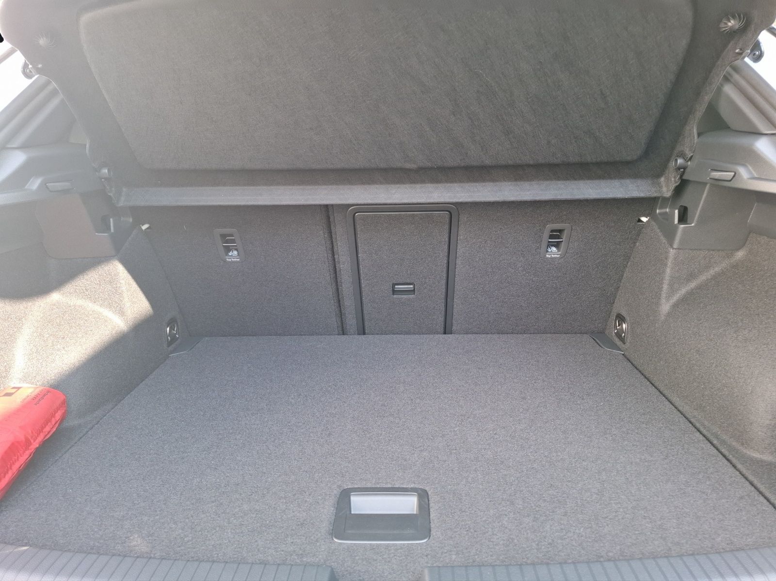 Fahrzeugabbildung Volkswagen T-Roc Style 4Motion AHZV, IQ.LIGHT
