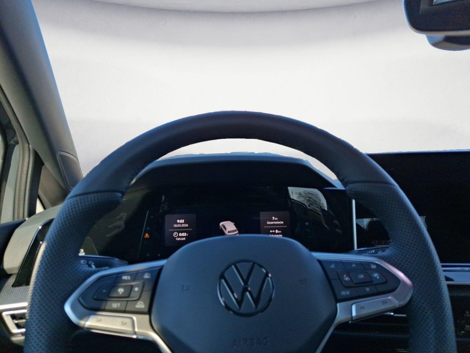 Volkswagen Golf 1.5 eTSI DSG R-Line BlackStyle AHK Navi HUD, миниатюра 29