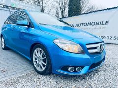 Fahrzeugabbildung Mercedes-Benz B 220 B 220 CDI 1. HAND AHK KAMERA