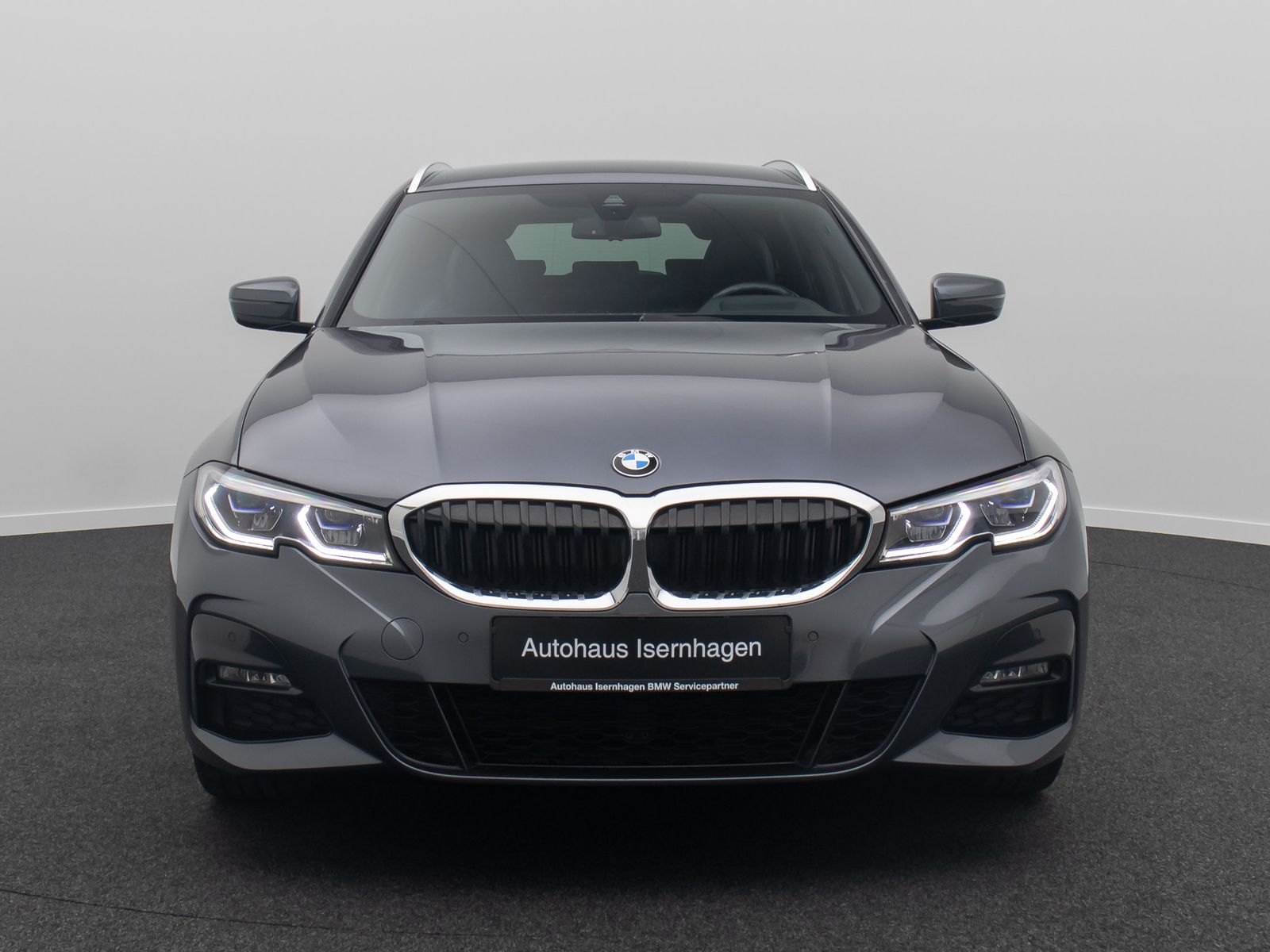 Fahrzeugabbildung BMW 330e xD M Sport Individual Kamera Laser HUD 19"