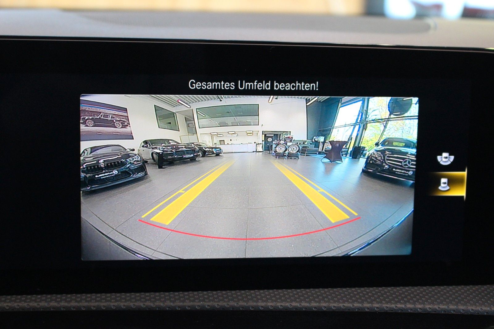 Fahrzeugabbildung Mercedes-Benz CLA 35 AMG 4Matic 1. Hand*Pano*Ambiente*MWST
