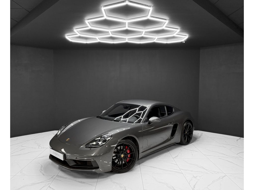 Image of Porsche Cayman