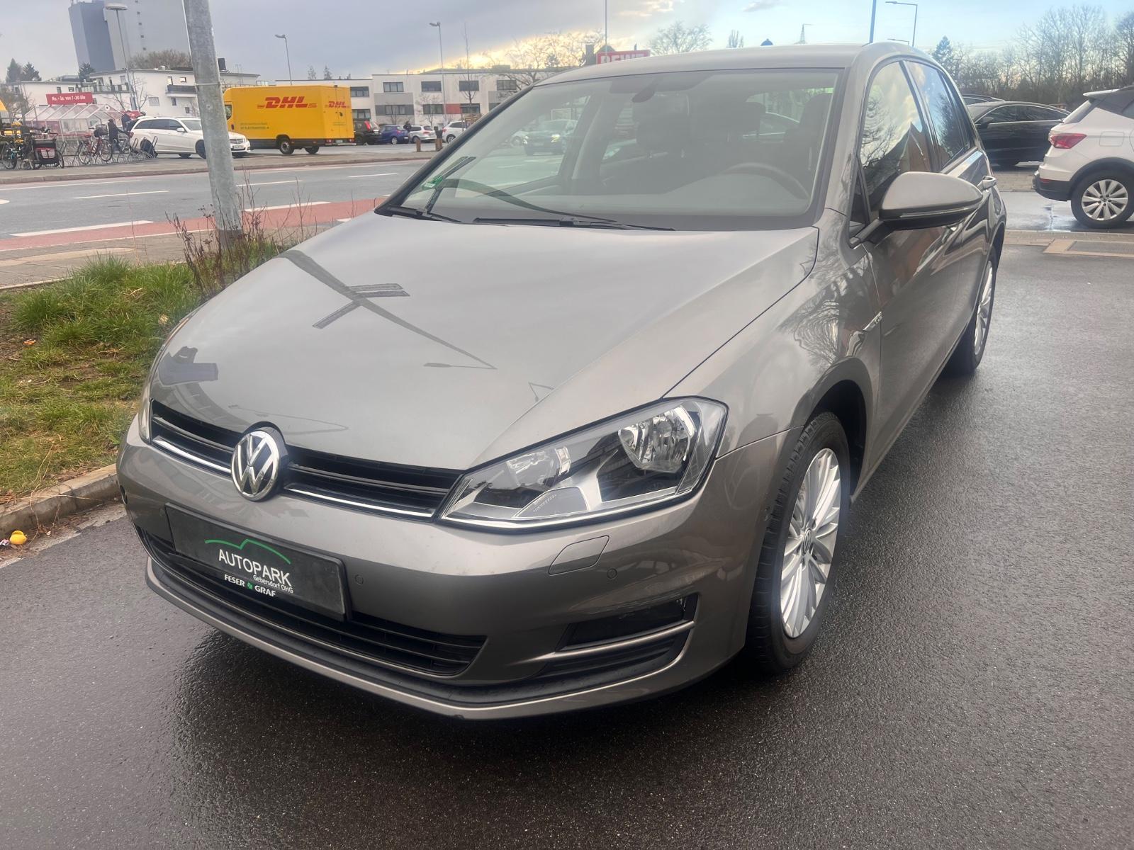 Volkswagen Golf VII Lim. Cup BMT/SHZ/PDC/Klima/STHZ
