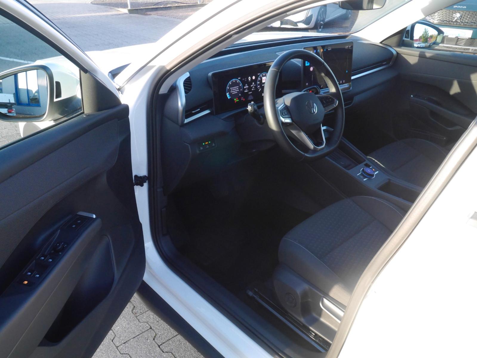 Volkswagen T-Roc 1.5 eTSI LED/Navi/APP/ACC/Kamera, миниатюра 14
