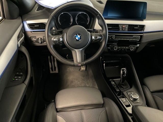Fahrzeugabbildung BMW X2 sDrive 20d, M Sport Autom. Navi, Sitzheizung