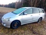 Mitsubishi Grandis 2.0 DI-D mit 6 Sitzen o... - Mitsubishi Grandis: Von Privat