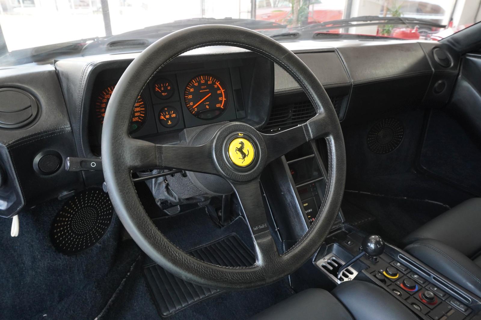 FERRARI TESTAROSSA
