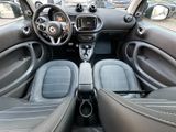 Smart fortwo 66kW DCT prime SPORT*LEDER*NAVI*JBL*KAM - mit Benzin-Antrieb: Leder, Kleinwagen, Automatik, Klimaanlage