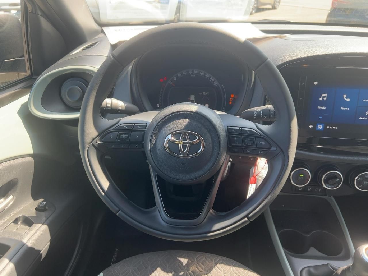 Fahrzeugabbildung Toyota AYGO X Teamplayer 5 M/T