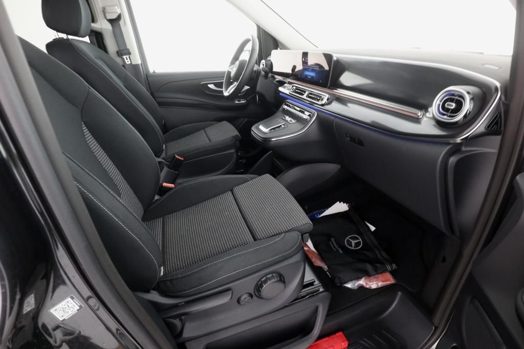 Fahrzeugabbildung Mercedes-Benz V 220 d Style Kompakt AHK, LED, 360°, NAVI