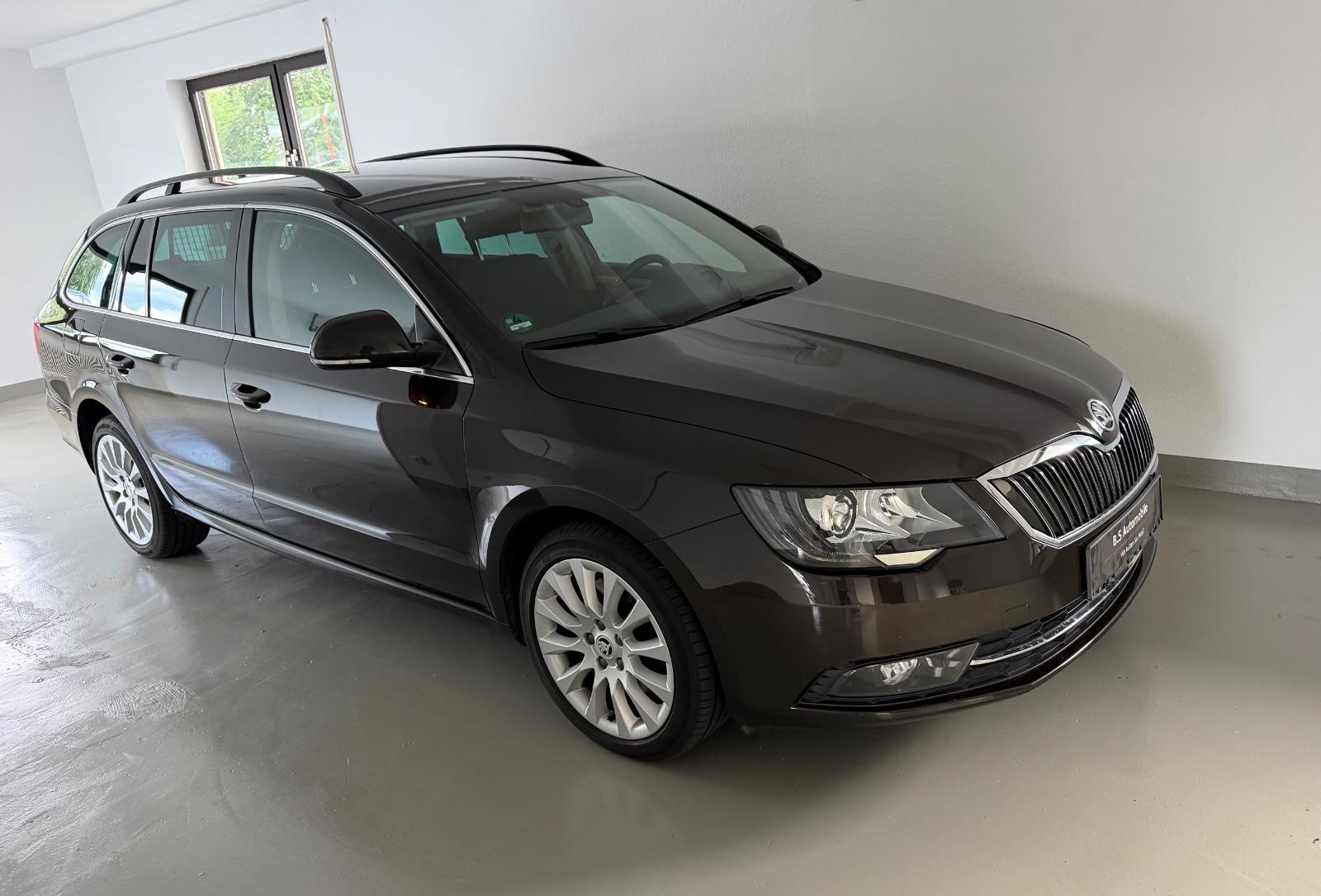 Skoda Superb Combi Exclusive 2.0 TDI Navi Memory