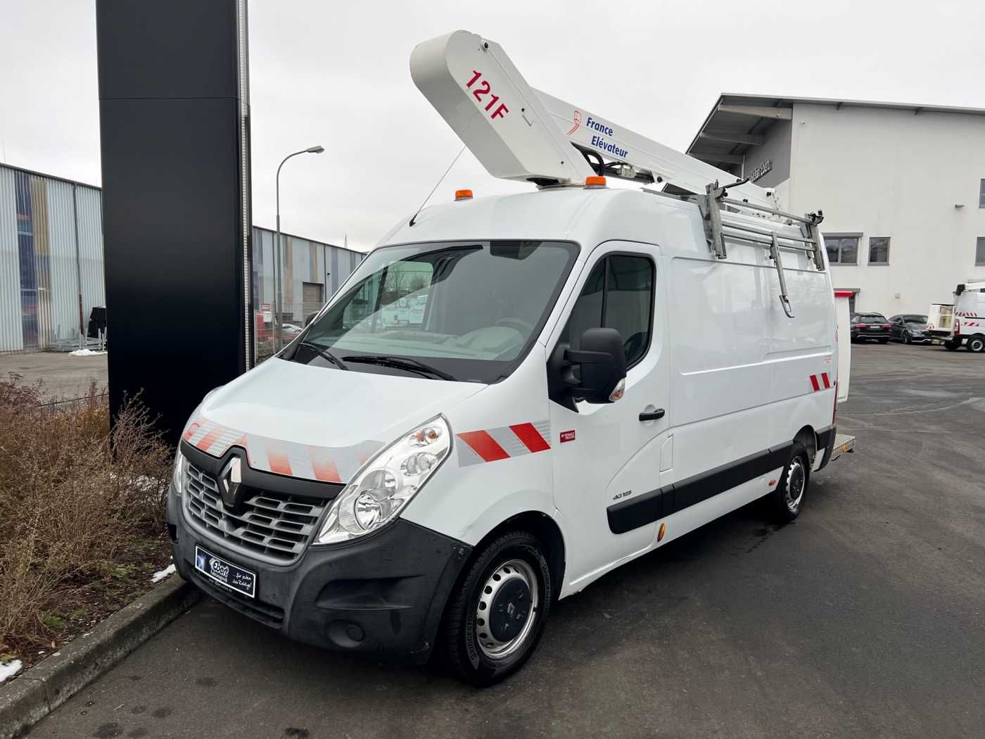 Fahrzeugabbildung Renault Master 2.3 dCi / France Elevateur 121FT, 12m