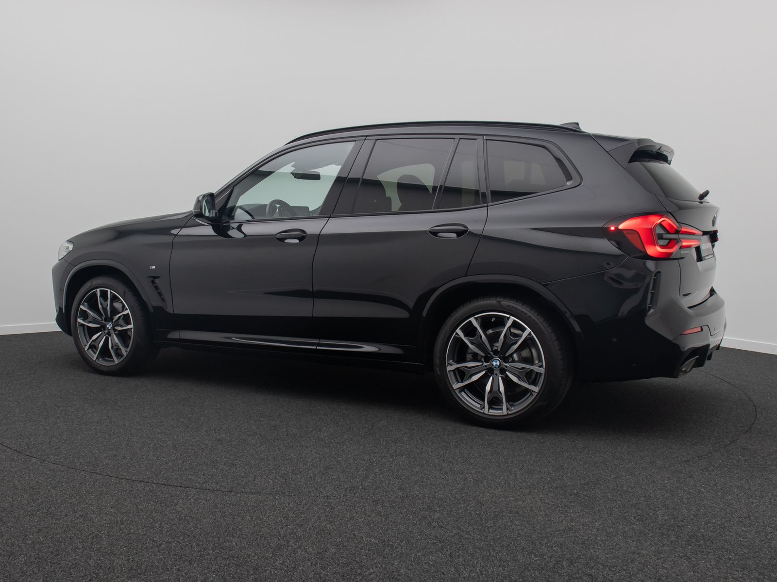 Fahrzeugabbildung BMW X3 xD20i M Sport DAB Kamera Panorama Komf 20Zoll
