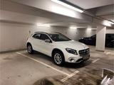 Mercedes-Benz GLA 200 ACC+360*Kamera+Carplay+NAV+Led - Mercedes-Benz GLA 200 Gebrauchtwagen in Frankfurt