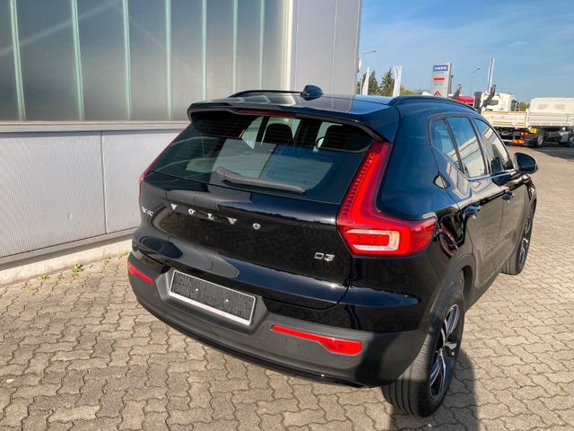 XC 40 D3 R Design 2WD