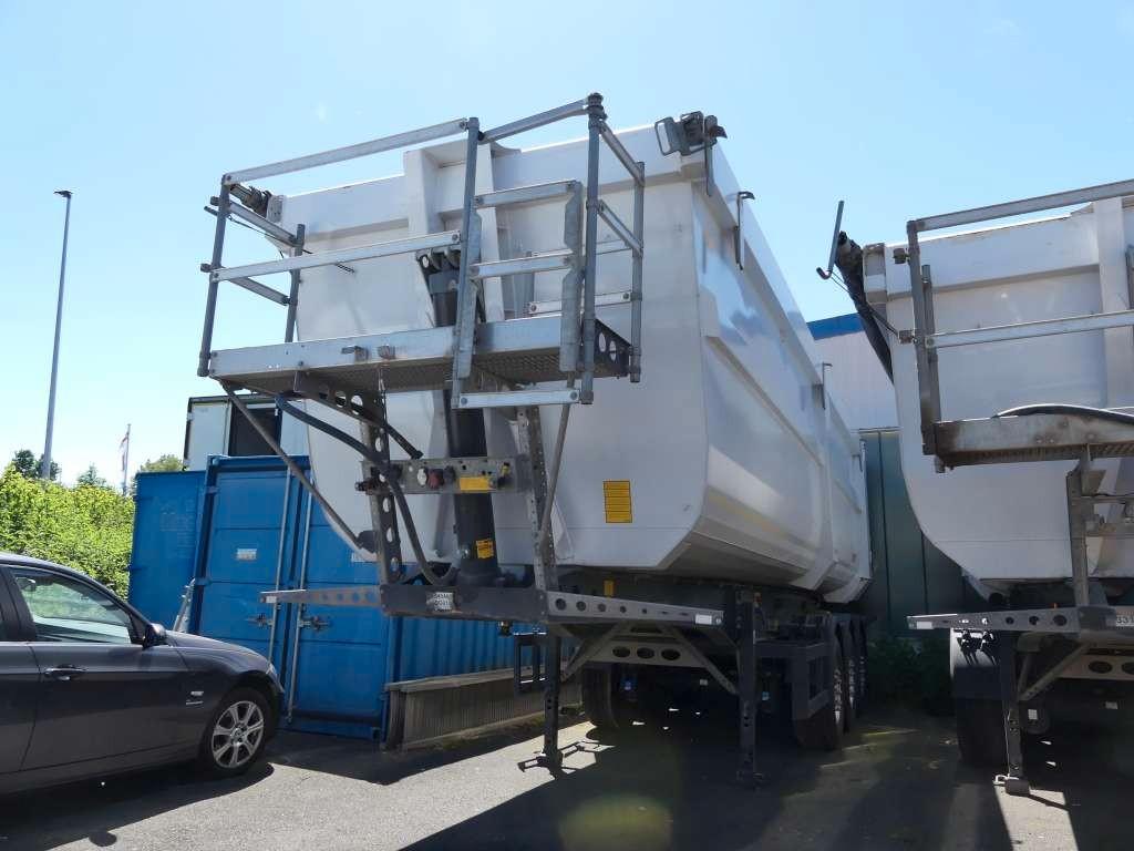 Schmitz Cargobull 3-Achs Sattelauflieger SKI 24 SL 8.2