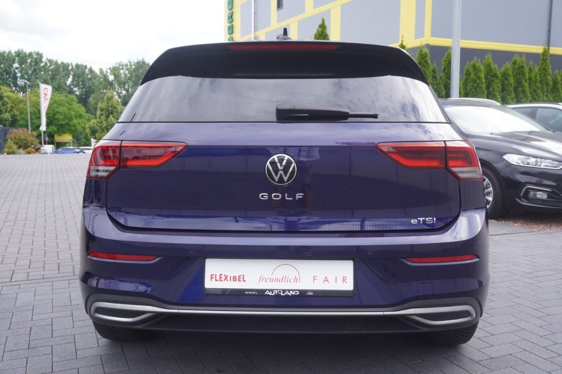 Volkswagen Golf VIII 1.5 eTSI DSG Active LED Standheizung, миниатюра 4