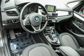 Fahrzeugabbildung BMW 218 Active Tourer Advantage ANHZV LED PARKASSIST