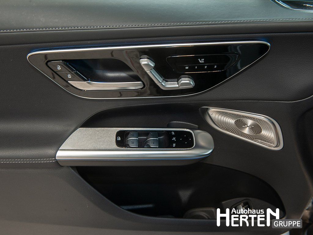Mercedes-Benz GLC 200 Edition AMG 4.Matic PANO 360° DGITAL AHK foto 9