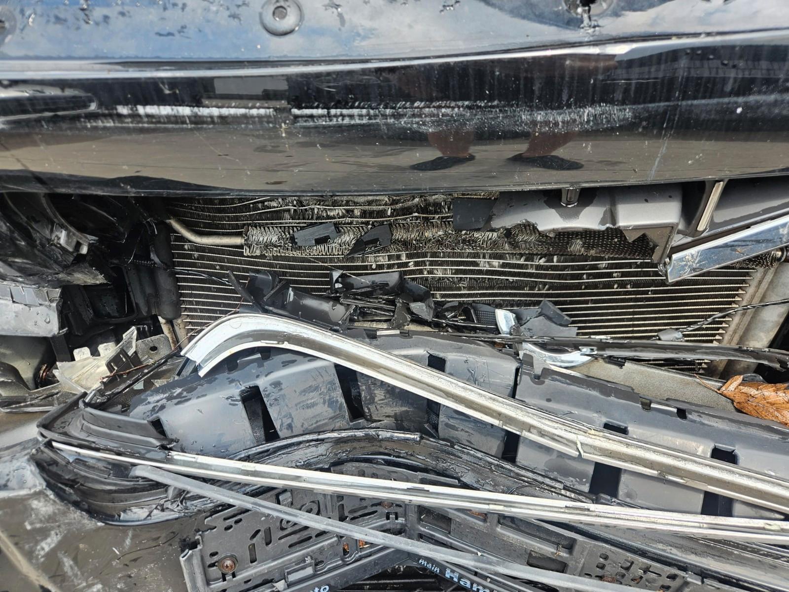 Volvo V70 2010 — photo 25