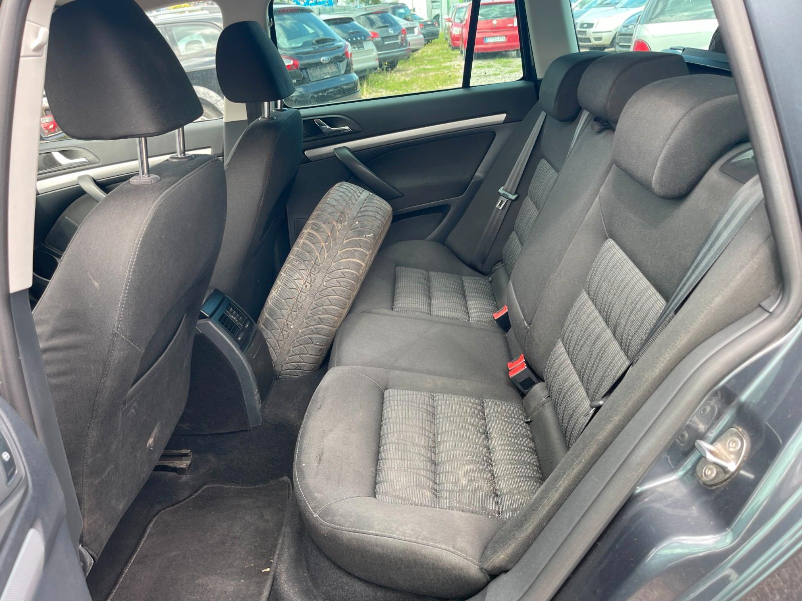 Skoda Octavia 2010 — photo 12