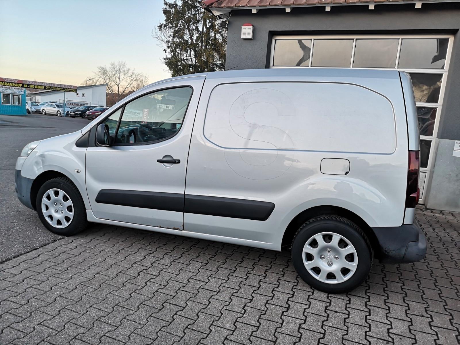Peugeot Partner L1 Komfort 1.HAND KLIMA PARKTRONIK EURO5
