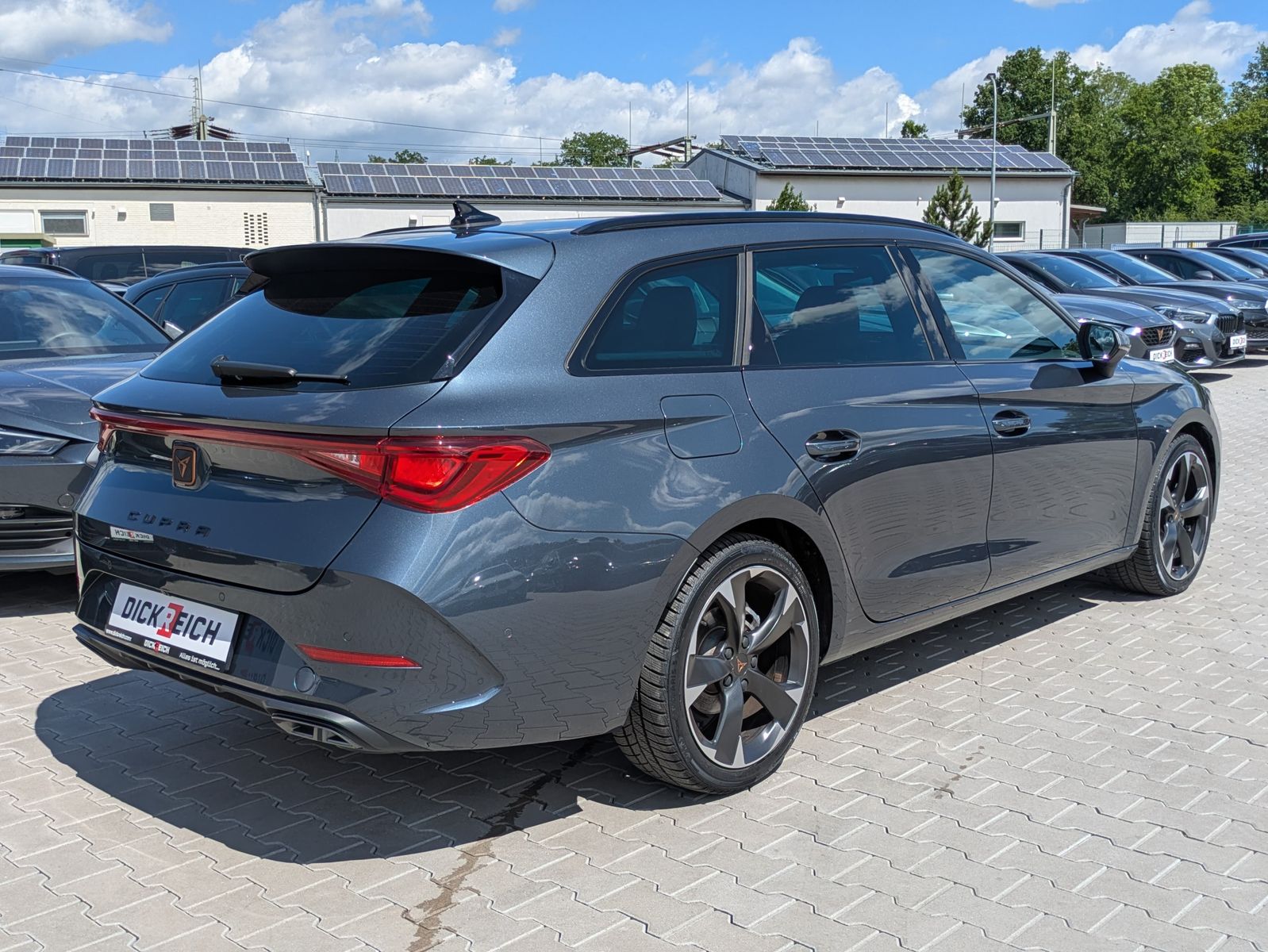 Fahrzeugabbildung CUPRA Leon 1.5 eTSI DSG MATRIX-LED*ACC*APP*KAMERA*18"