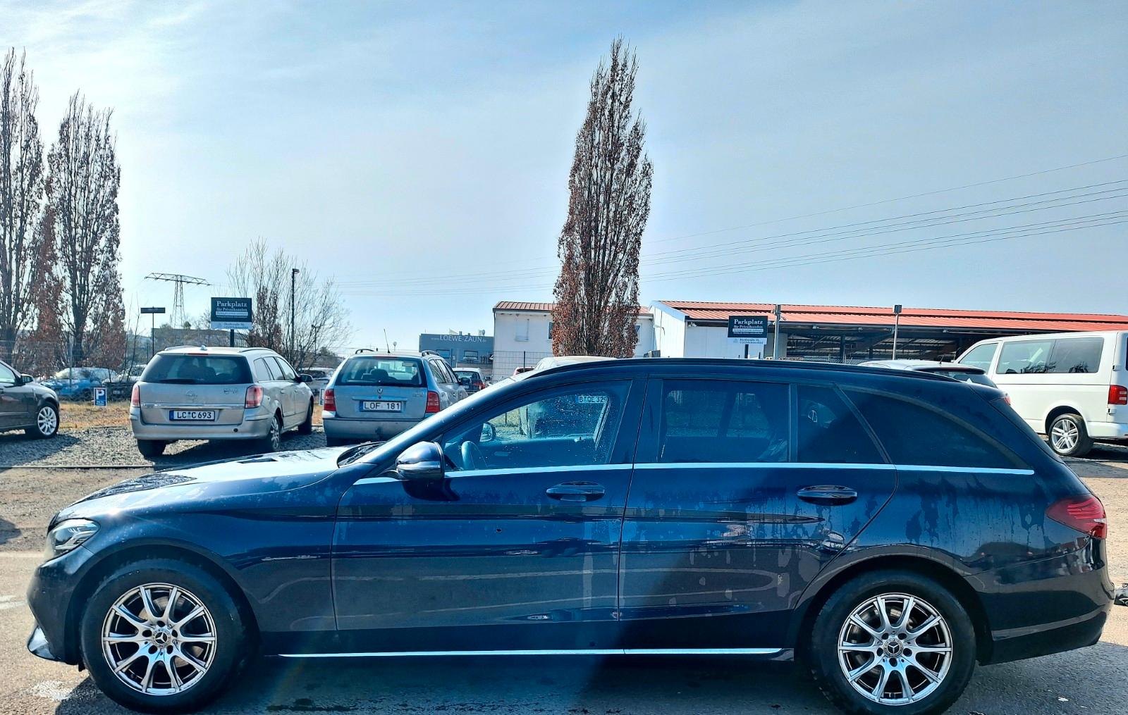 Mercedes-Benz C 180*Navi*LED*Leder*SHZ*PDC+Cam*Tot-Winkl