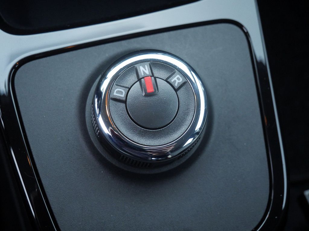 Fahrzeugabbildung Dacia Spring Essential KLIMA PDC RÜCKFAHRKAMERA NAVI