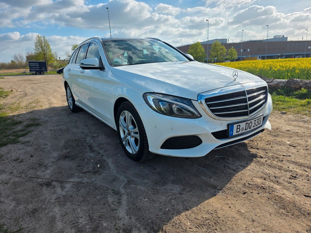 Image of Mercedes-Benz C 200
