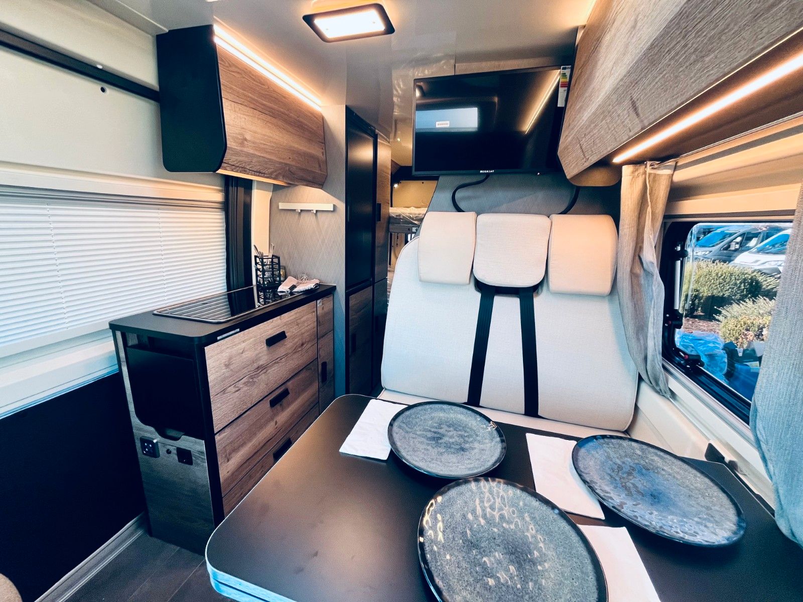 Fahrzeugabbildung XGO X-Van 5 Modell 2026 NEUJAHRSANGEBOT