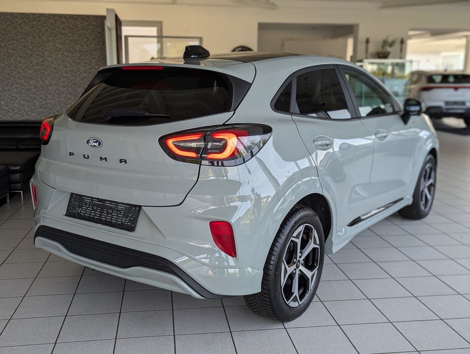 FORD Puma ST-Line Matrix Pano Winter-Paket 360° AHK - Image 7