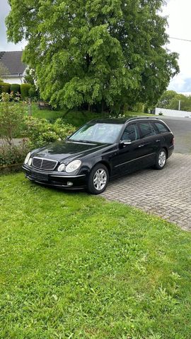 Mercedes-Benz Mercedes Benz E 320 4-Matic