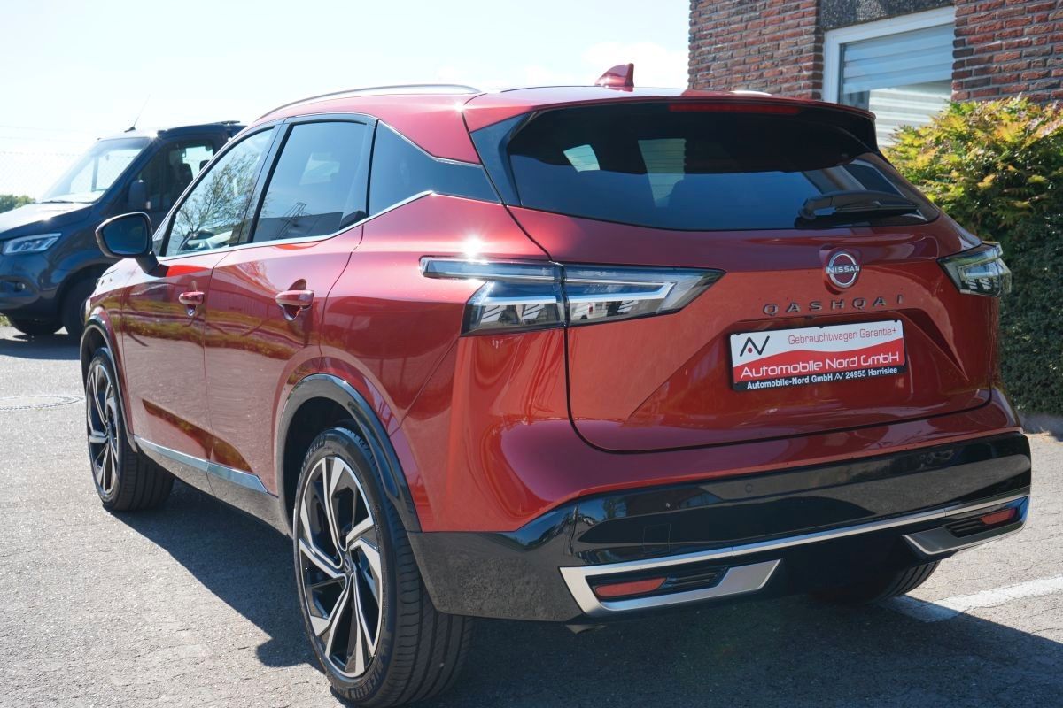 Fahrzeugabbildung Nissan Qashqai Tekna+*Head up*Pano*Bose*2.49% Leasing