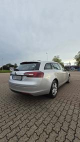 Opel Insignia ST 1.6 CDTI Edition - TÜV, Service Neu - Opel Insignia mit Diesel-Antrieb: 1.6