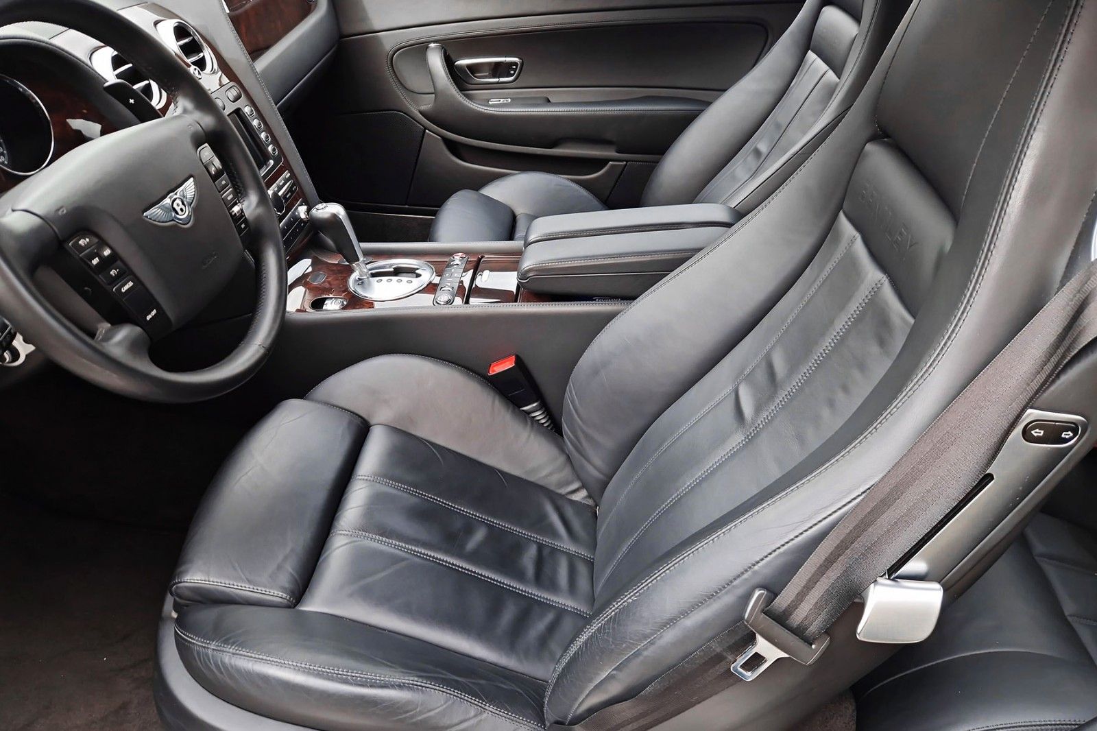 Fahrzeugabbildung Bentley Continental GT*Dt. Auto*Scheckheft*Massage*TOP