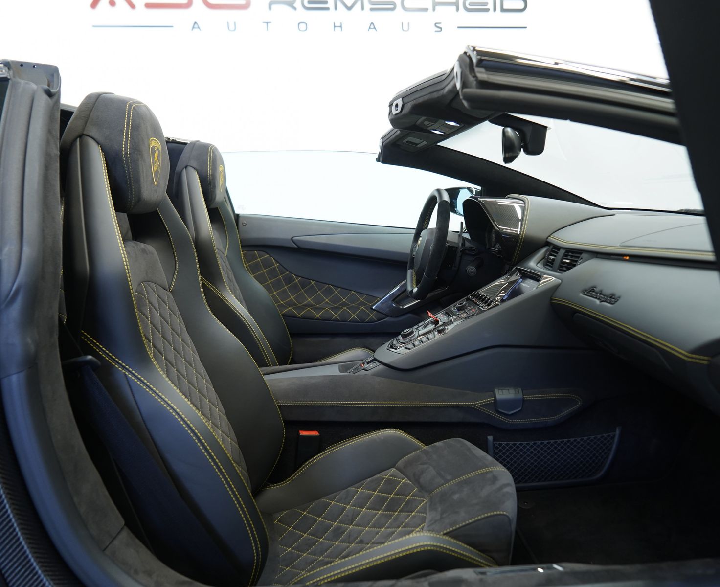 Lamborghini Aventador