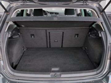 Volkswagen Golf - 9