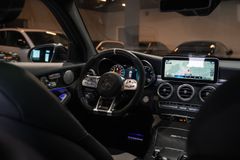 MERCEDES-BENZ GLC 63 S AMG*PANO*HEADUP*BURM*AHK*PERFORM*360*