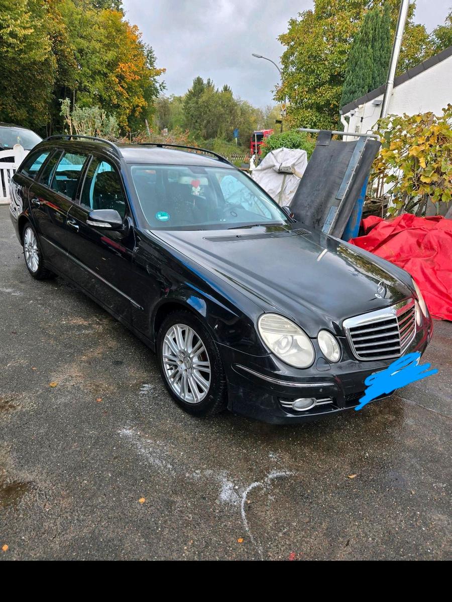 Mercedes-Benz E 280