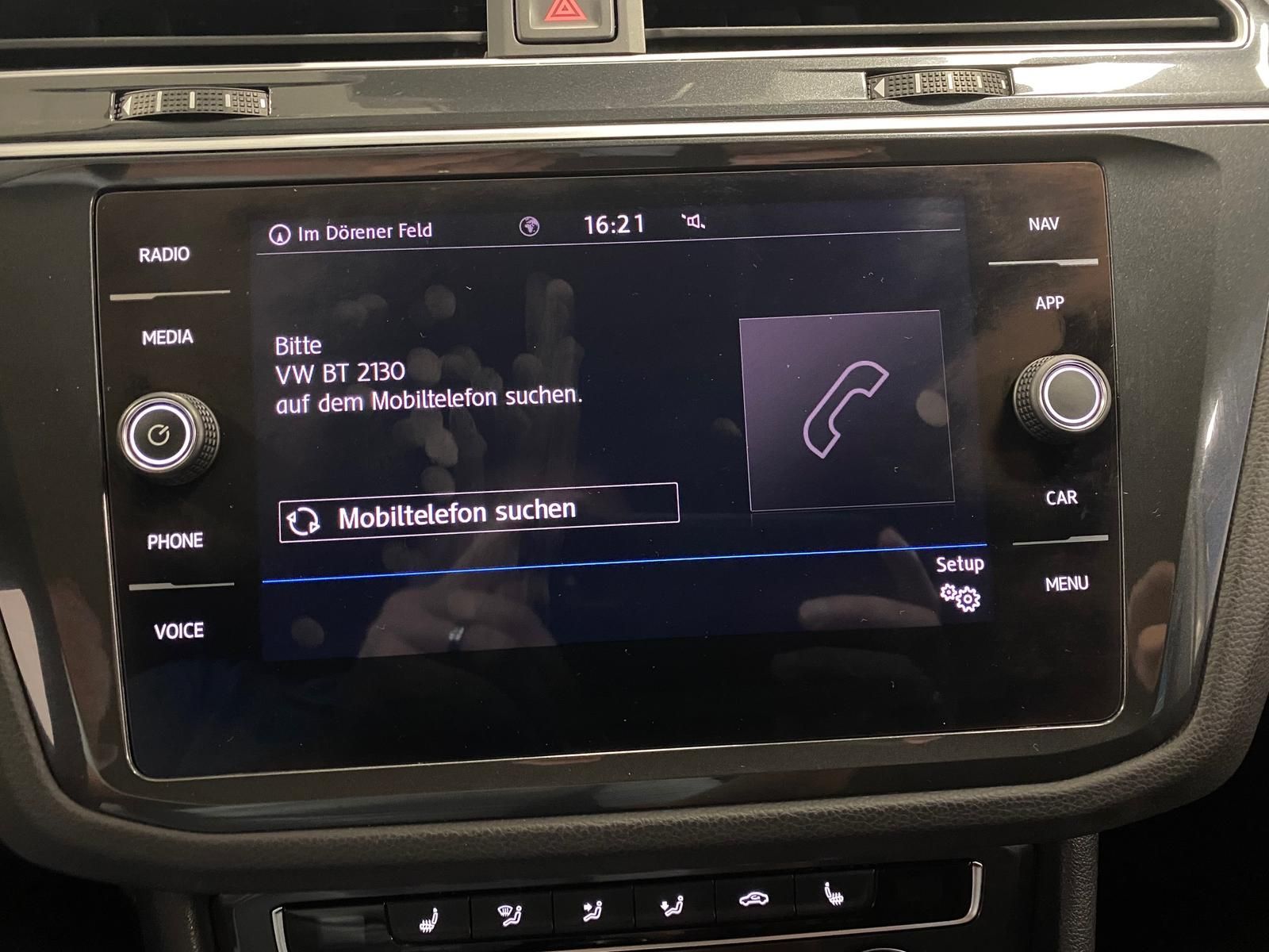 Fahrzeugabbildung Volkswagen Tiguan 2.0 TDI +AHK+APP+ALLWETTER+KLIMA+ACC
