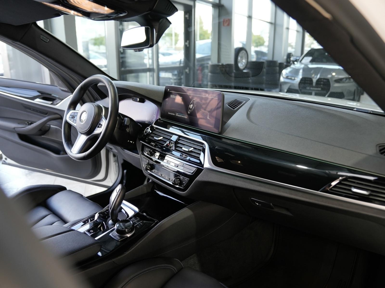 BMW 530e M Sport 19LM M-Sitze 360°K Harman Assist.