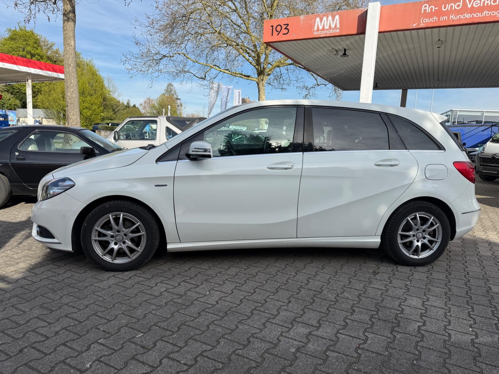 Mercedes-Benz B 180 B B 180