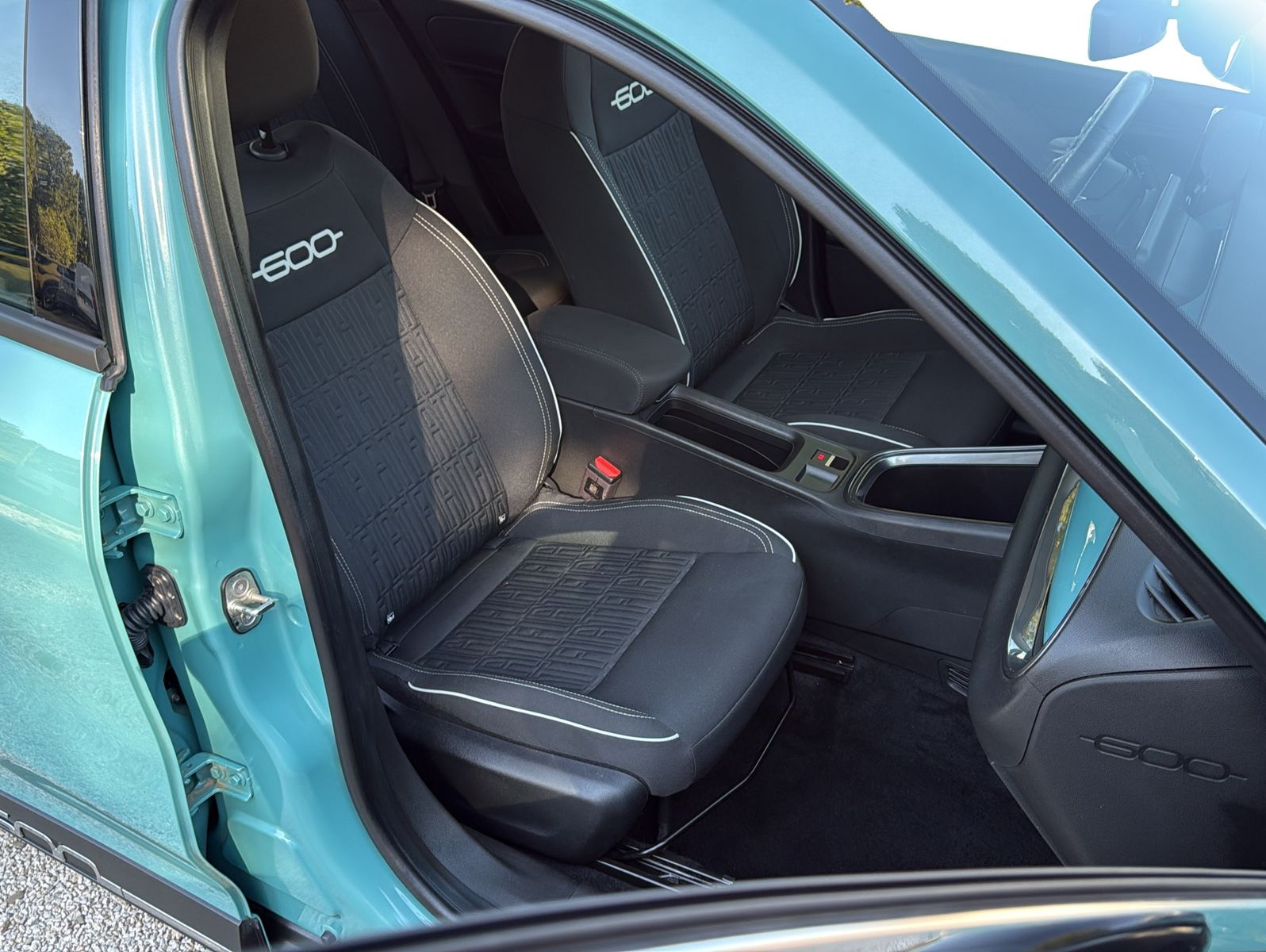 Fahrzeugabbildung Fiat 600 Pop / Mild - Hybrid / 145PS